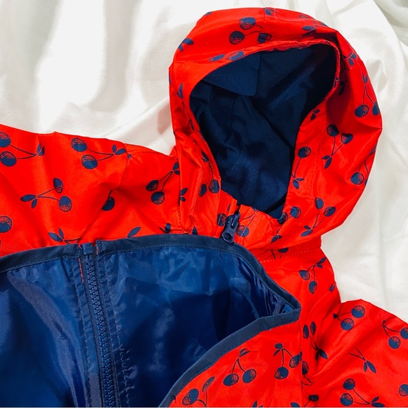 Simple Joys by Carter's Girls' Navy Red Cherry Raincoat Size 6/9 Month EUC Lined - Picture 6 of 9